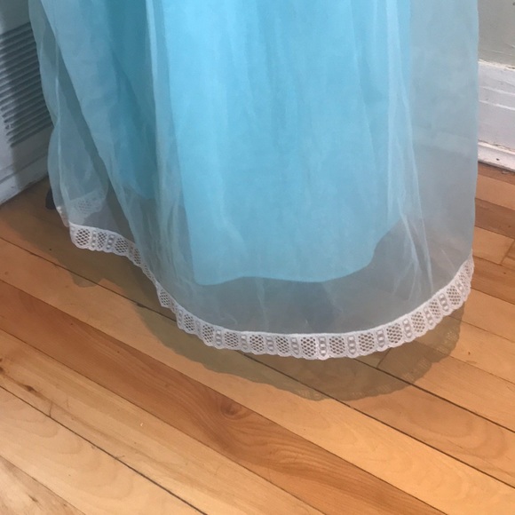 “SLUMBER SUZY” Vintage Blue Chiffon Ladies Nightgown. - Picture 3 of 12